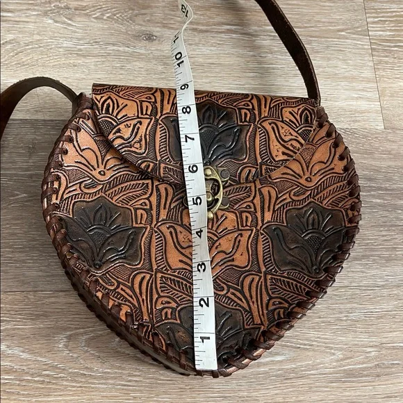 Brown boho western tooled floral leather crossbody bag made in Mexico - Picture 10 of 12